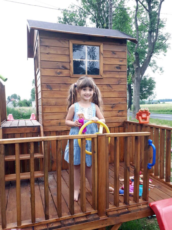 Medinis vaikų žaidimų namelis "Koriukas" - Image 9